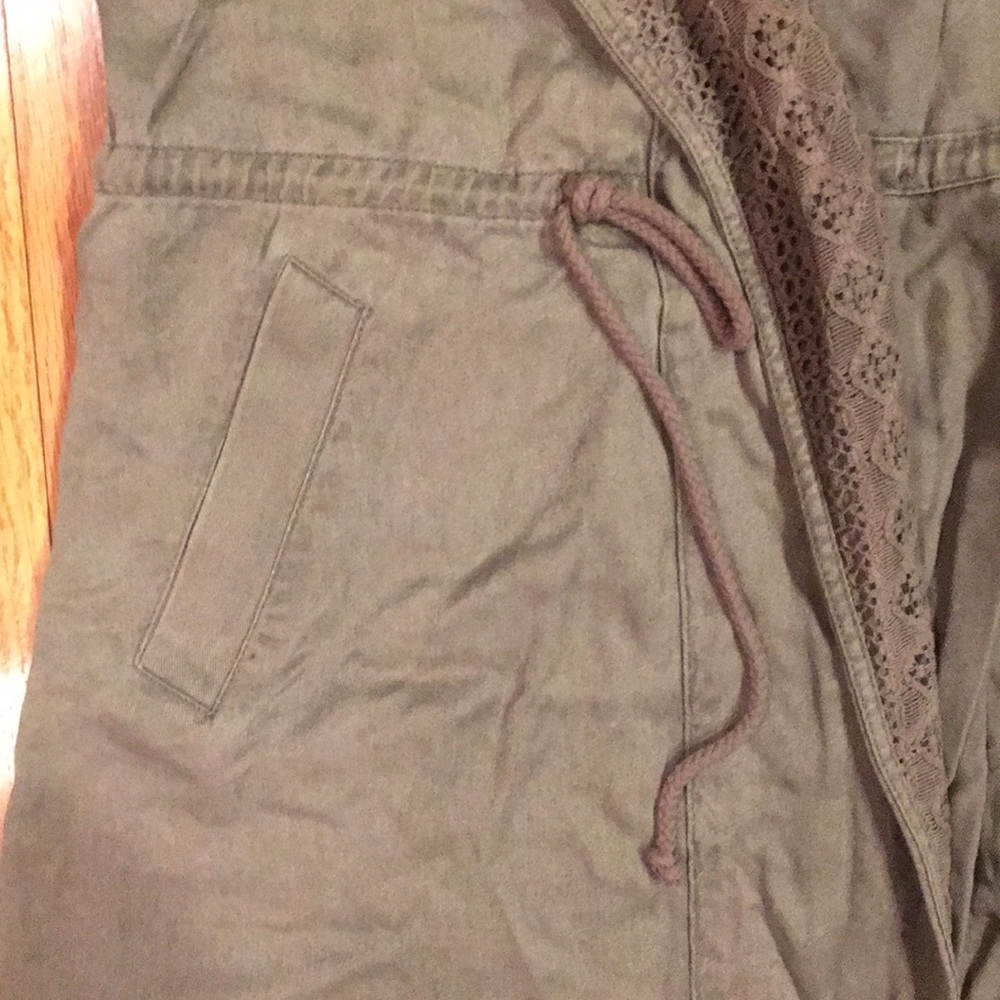 Green jacket - Picture 3 of 3